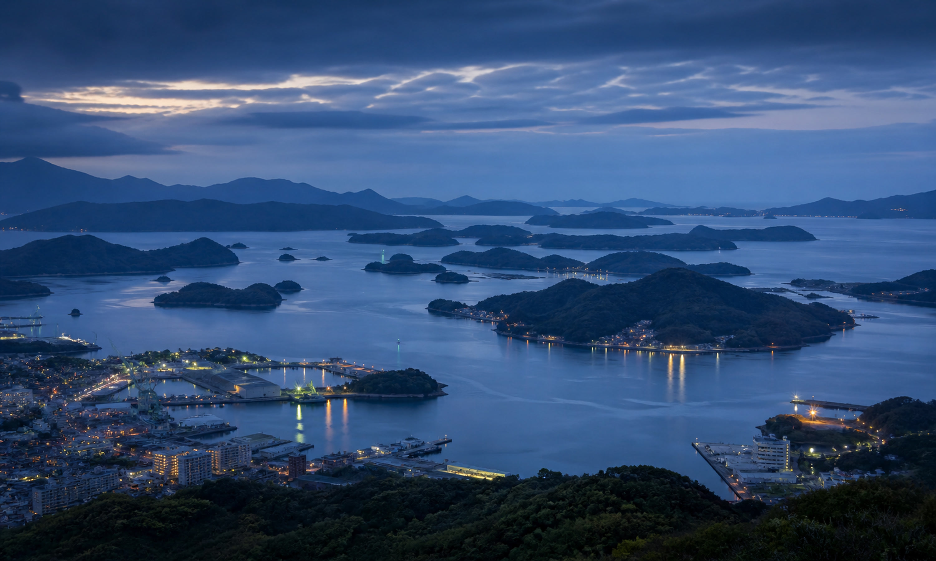 夕景の佐世保港 九十九島